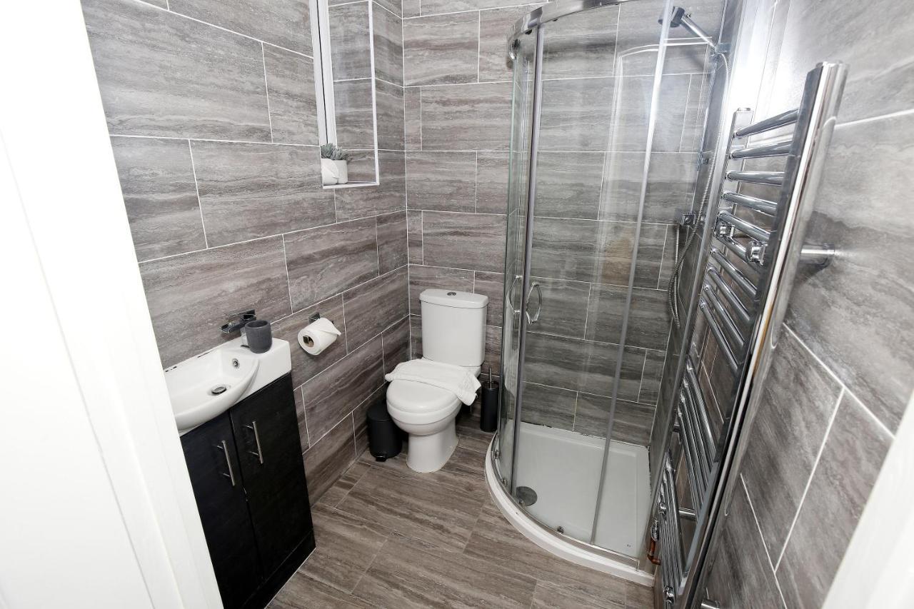 3-Bed House With Parking Near London O2公寓 外观 照片
